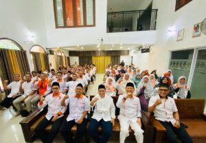 Pemberian Bingkisan Idul Fitri
